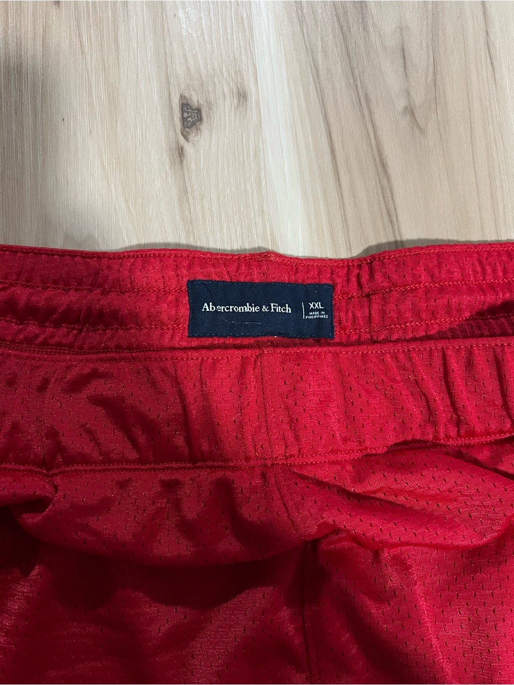 Abercrombie & Fitch Red Mesh Chicago
1996 Fitness Club 5" Shorts Mens - Picture 3 of 5